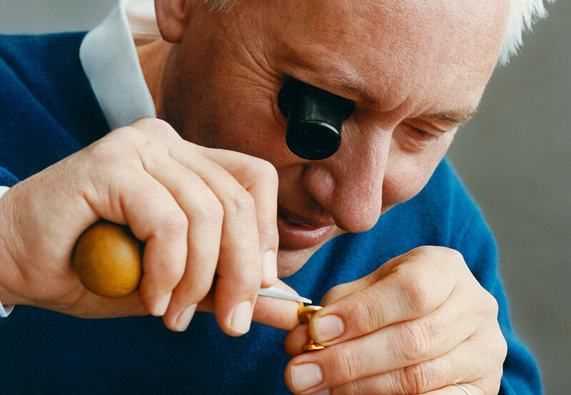 The Royal's Chief Engraver, Gordon Summers working on a cufflink, part of the new 886 collection